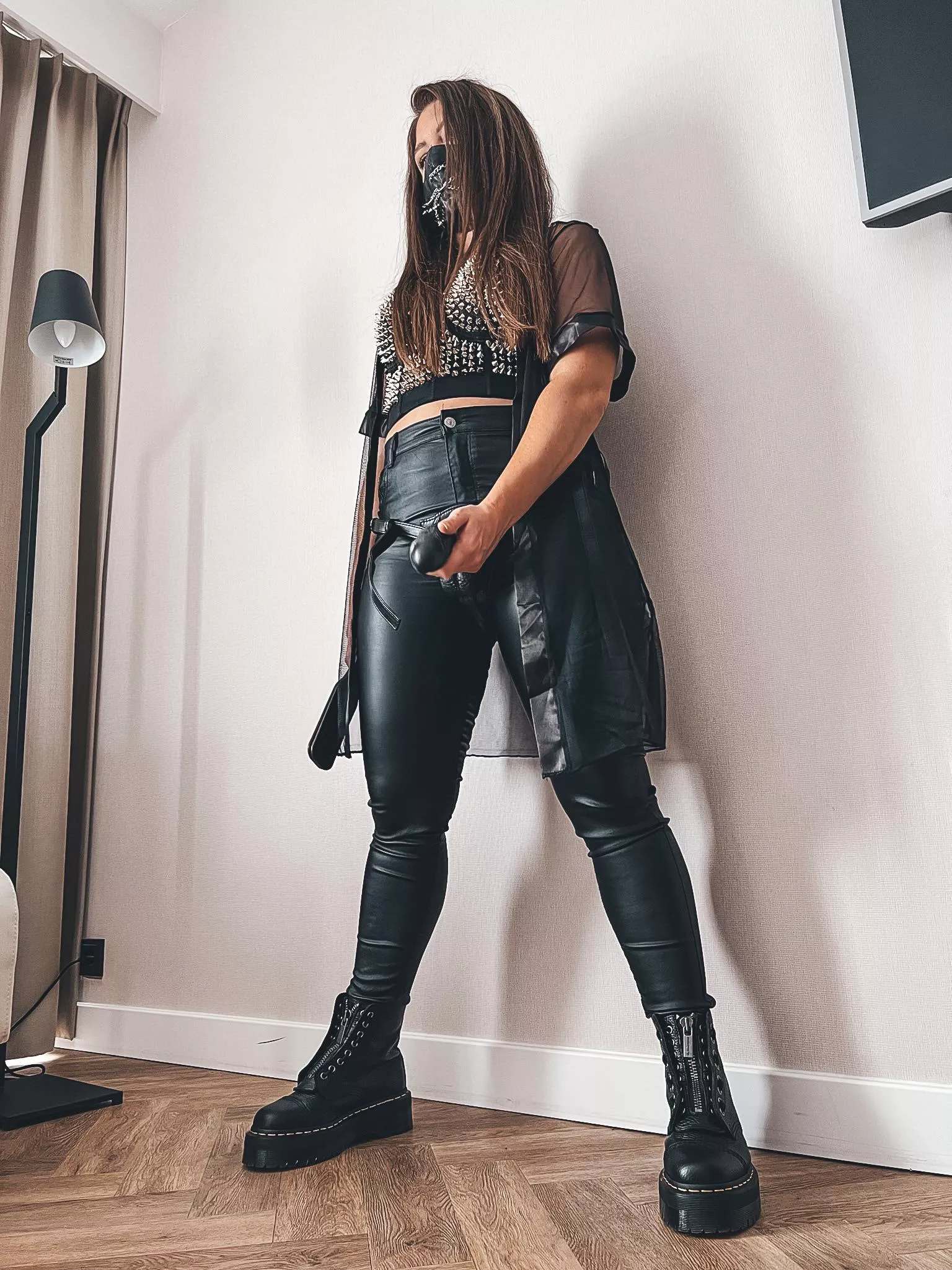 I know you want mistress‘ strapon. Maybe if I hear you beg enough down on the floor, where you belong 👇🏼😌