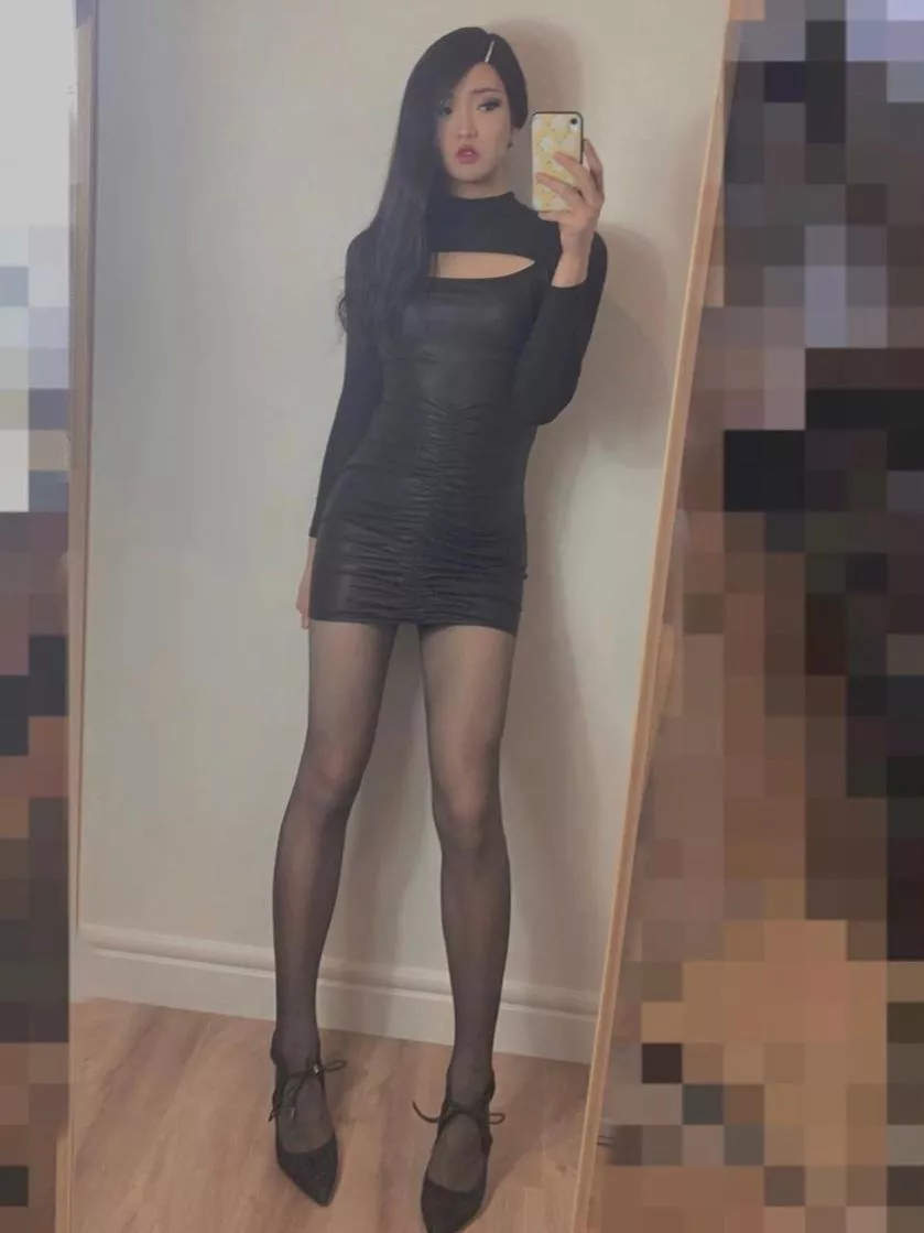 I live for LBDs and 🍆💦