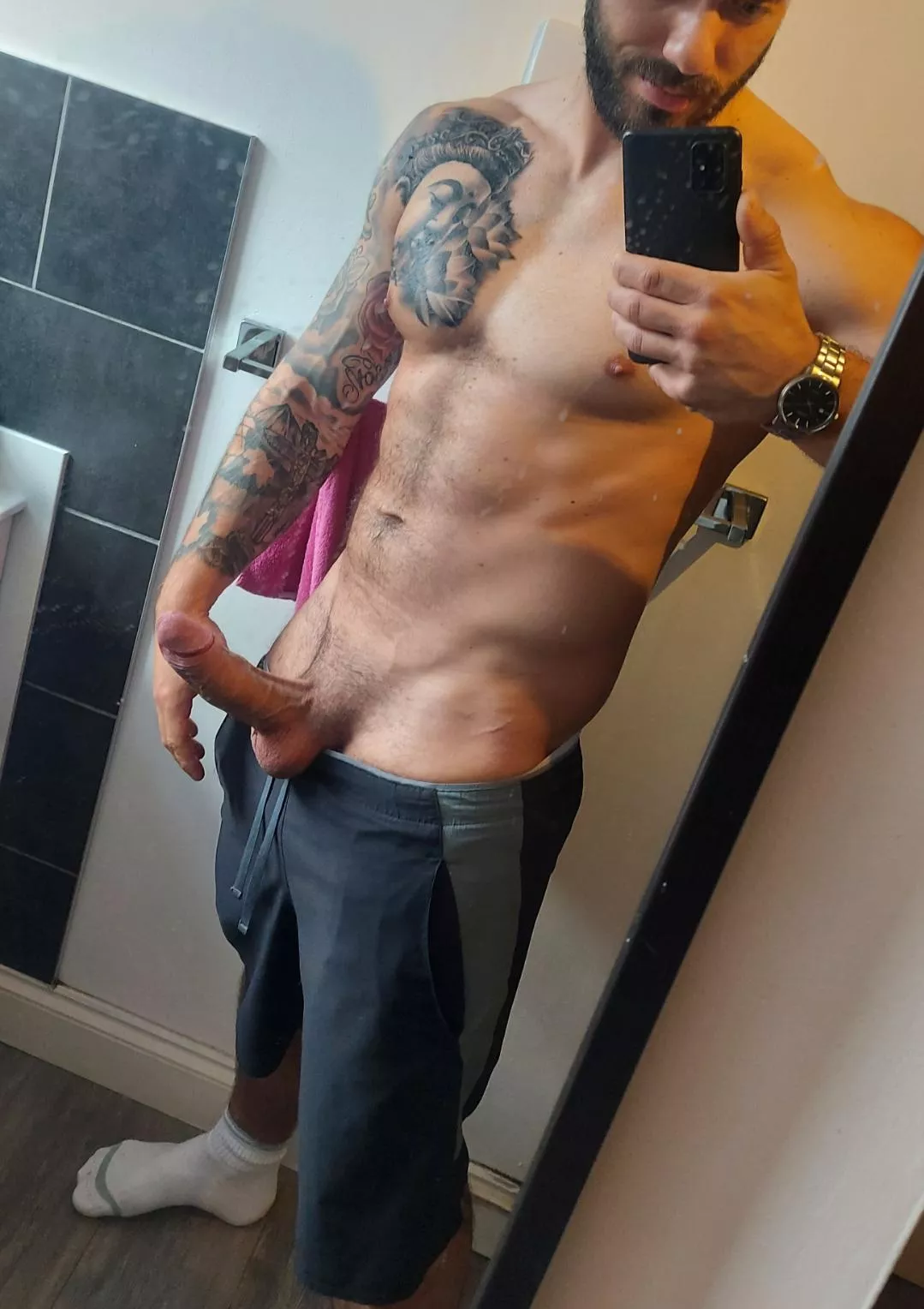 I need someone to keep me warm on these cold winter mornings...