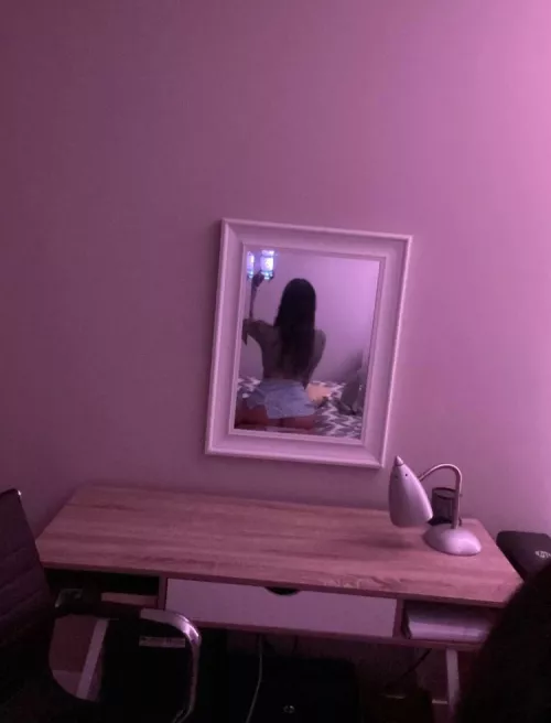 I think I need a bigger mirror