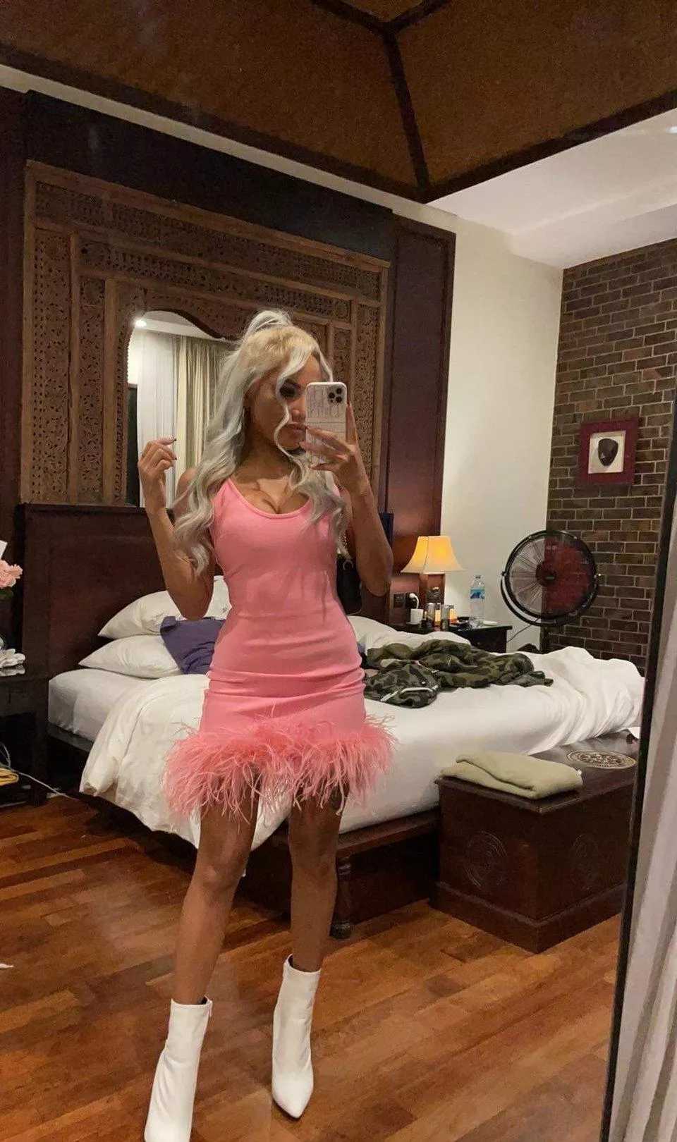 I’m like every other woman: a closet full of clothes, but nothing to wear. So I