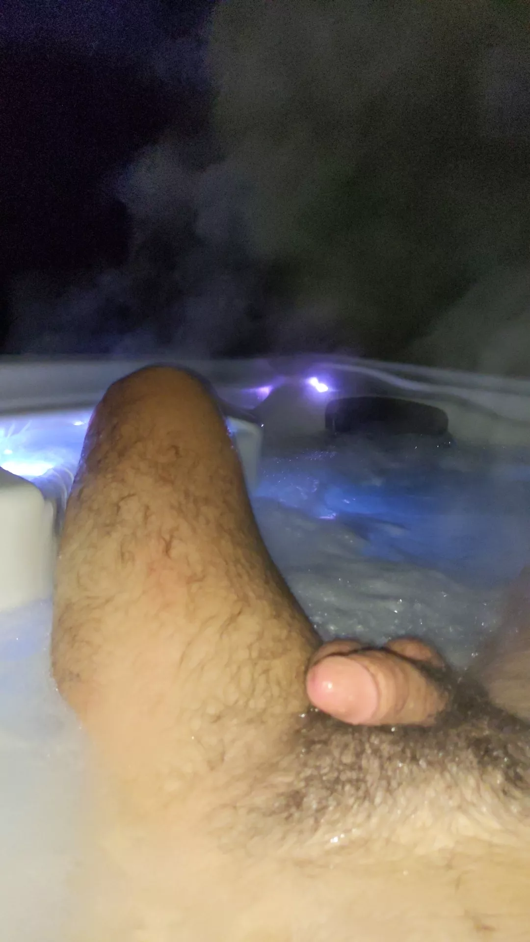 janky hotel hot tub