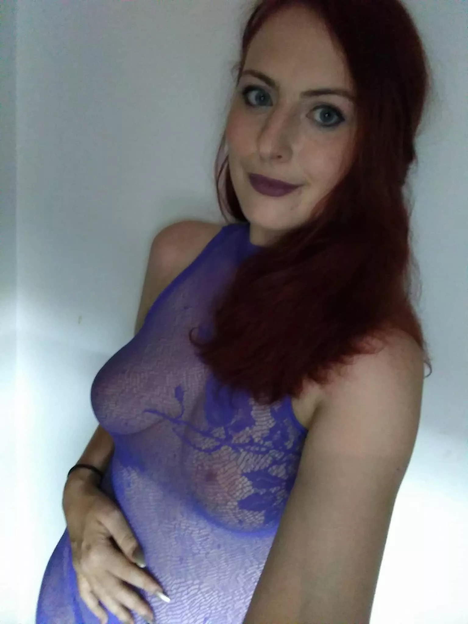 Just can't help mysel(f)