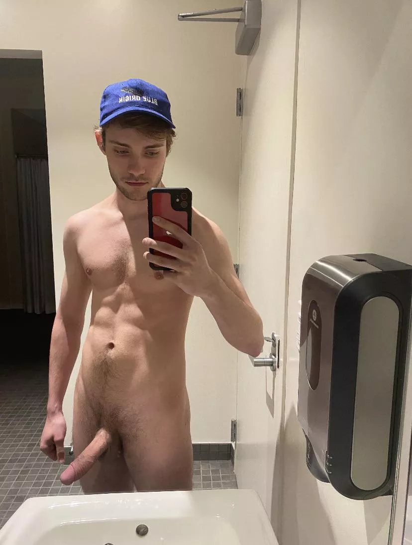 Just love this public bathroom