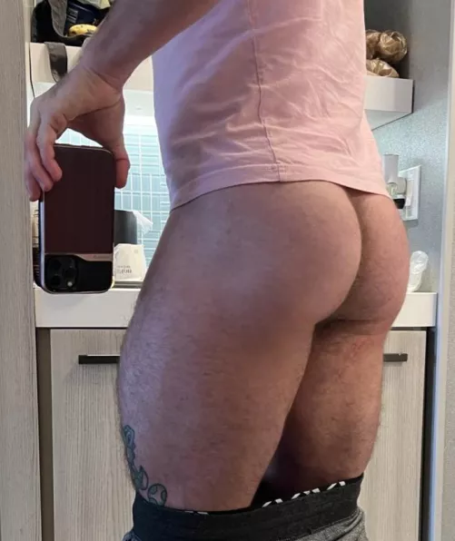 Like my hairy legs and ass? (31)