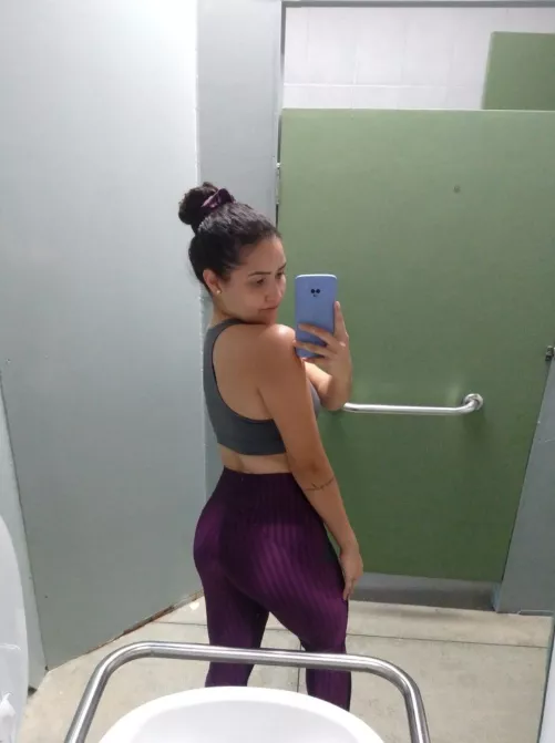 Look but don't touch it [F]