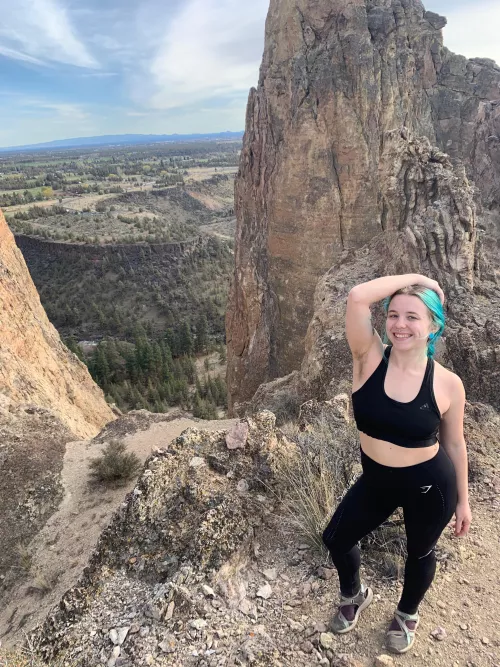 my pits often get some fresh air during hikes 😊