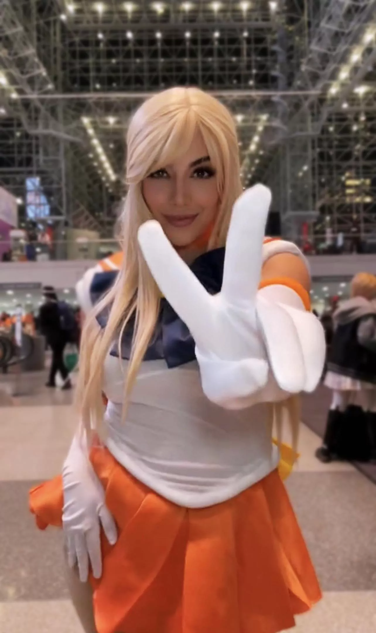 My Sailor Venus cosplay from anime NYC this past weekend 🧡