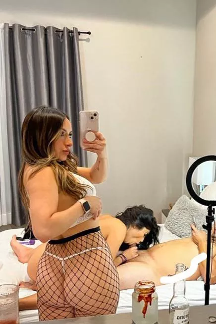 Need more males please 🥵