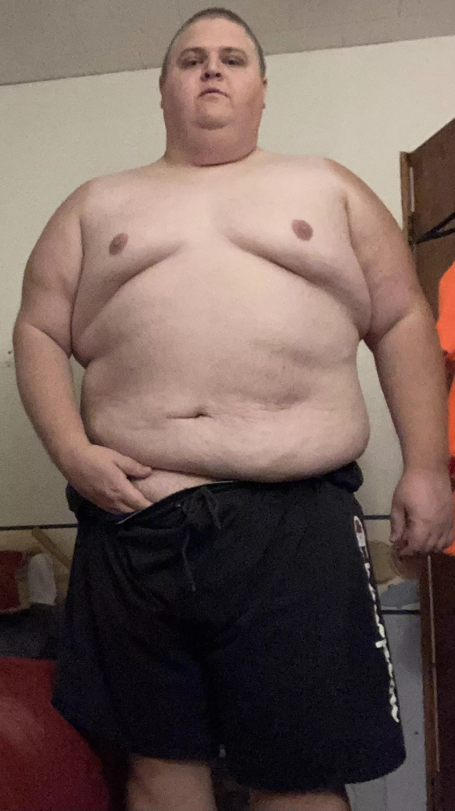 New here. 6’5 350lb big boy. Nervous. First post here.