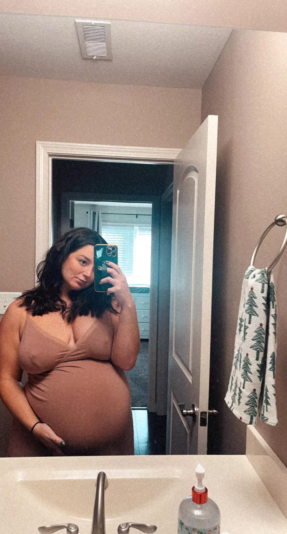 Nursing dress at it again💦💦