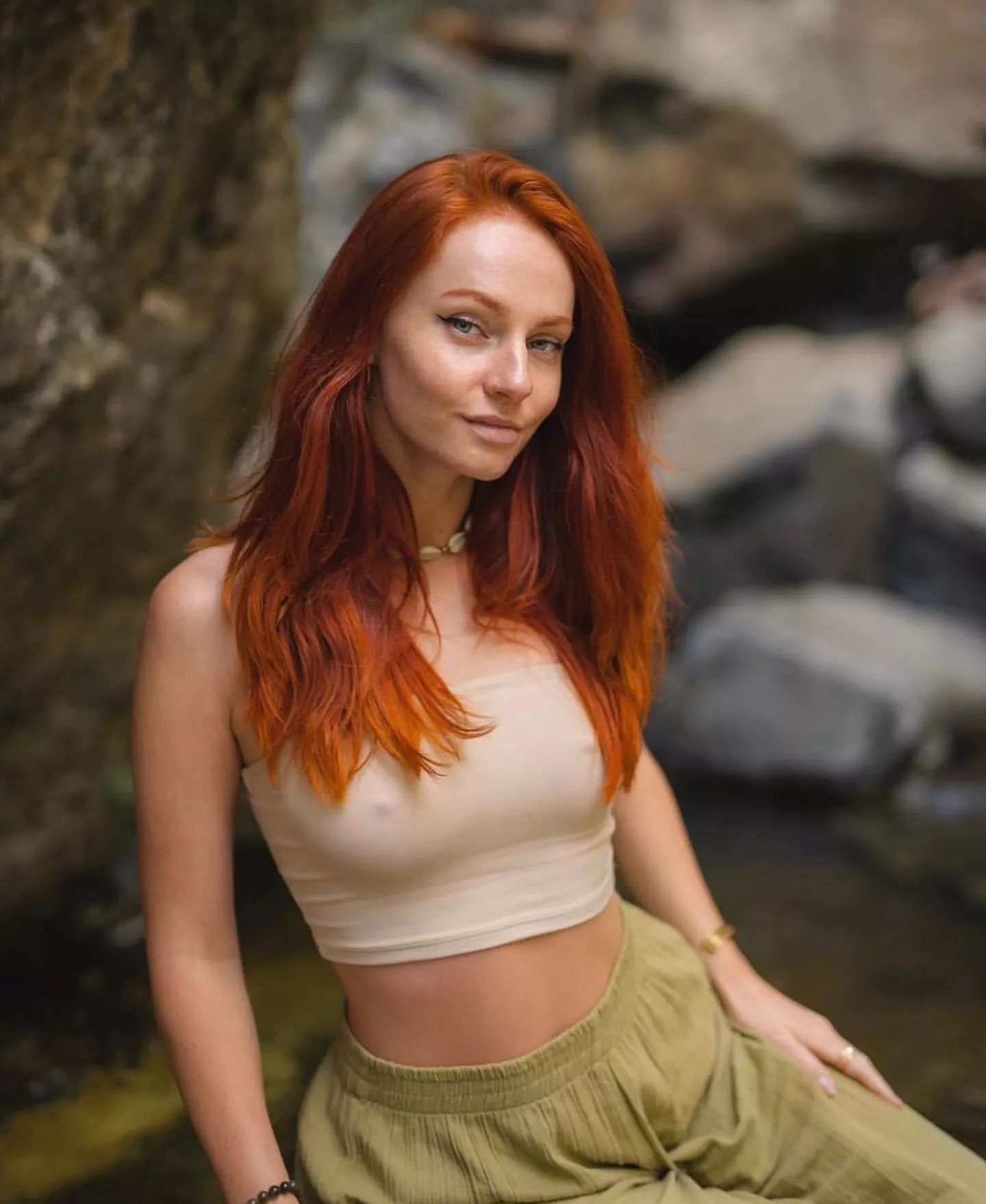 Redhead crop top