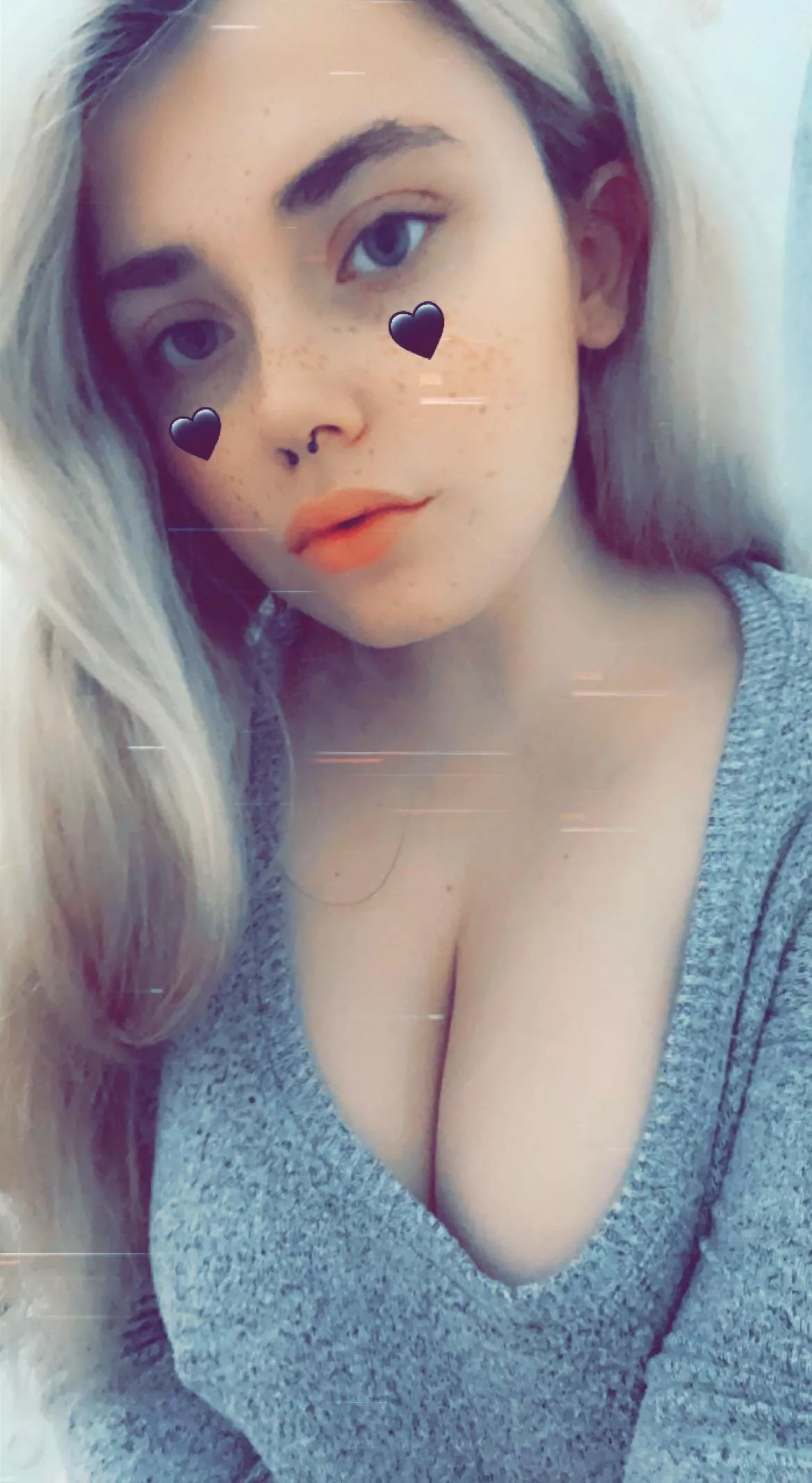 (SELLING ONLY) I LIVE VERIFY❗️Nudes, Vids, Customs, Dick rates, and Sexting😈 Cashapp or Venmo ONLY (No PayPal). Add my snap (snowbunnyy_2) (NO VIDEO CALLS)