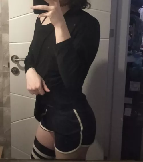 wake up babe, new thighs just dropped