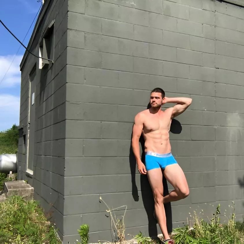 When I’m my own photographer 😆