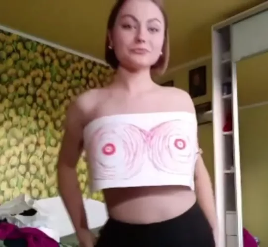 who is she?linkto thevid?