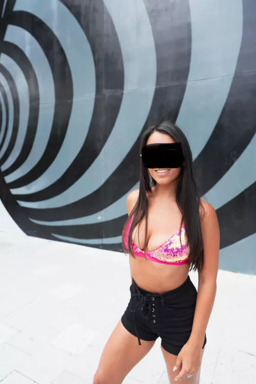 Wifey loves the camera