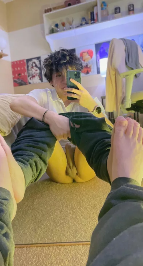 18 trying to be more confident in myself