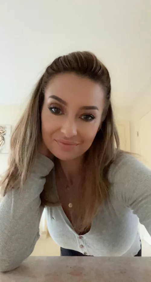 Any horny night owls up?🥰