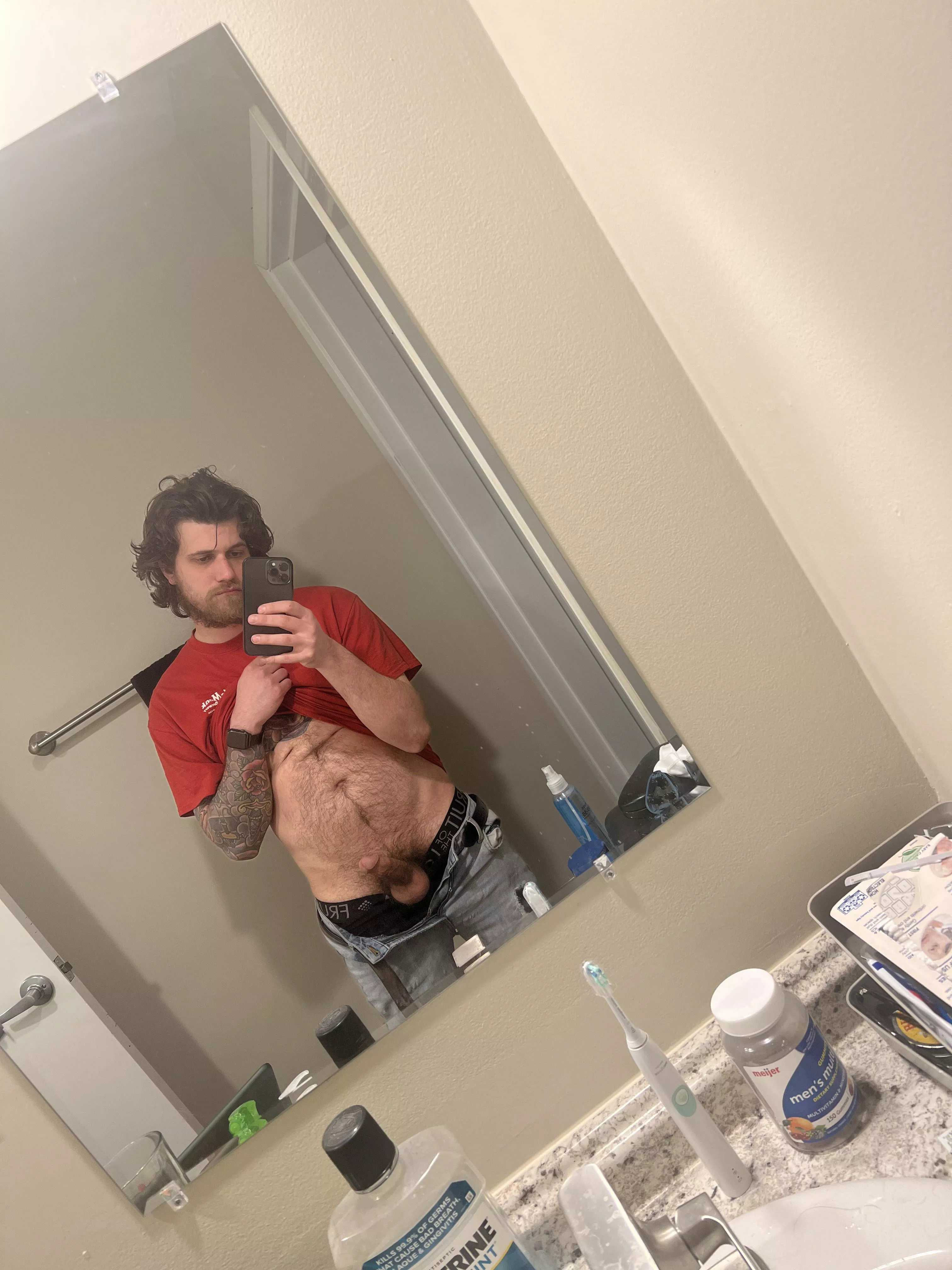 Anyone else horny? DMs open