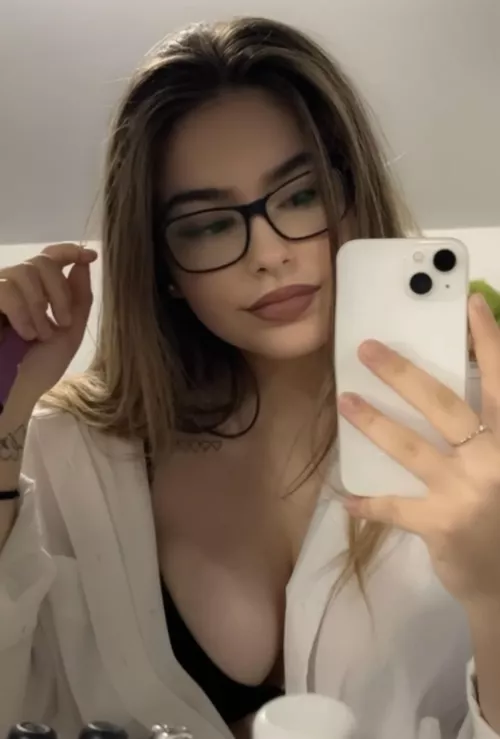 🥺 can you shake my titties?