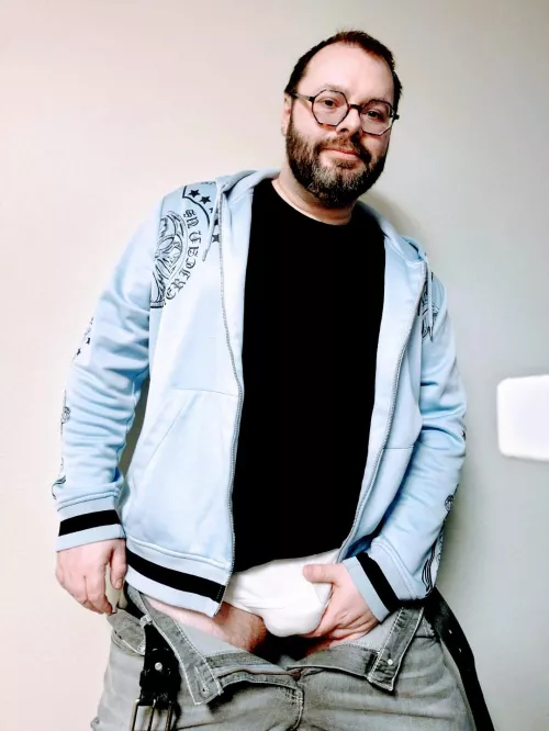 Can You Tell I'm On Lunch Break?