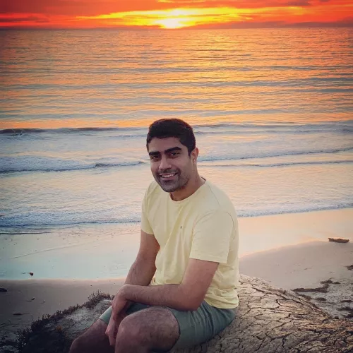 Catching sunsets 🌅