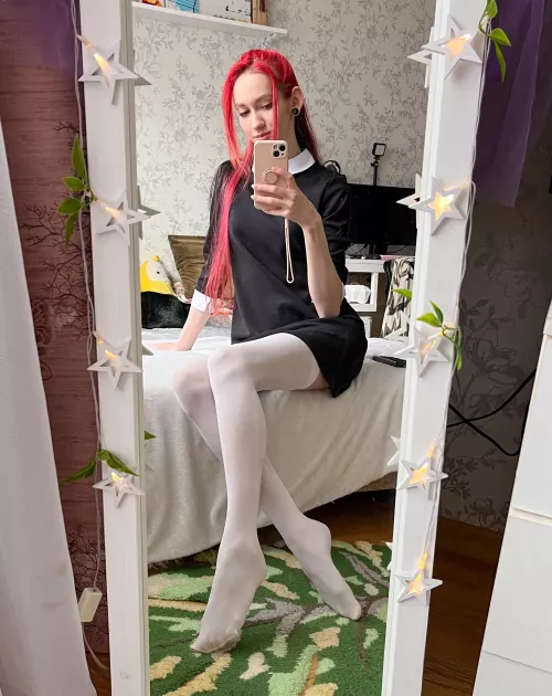 Do you like skinny legs?