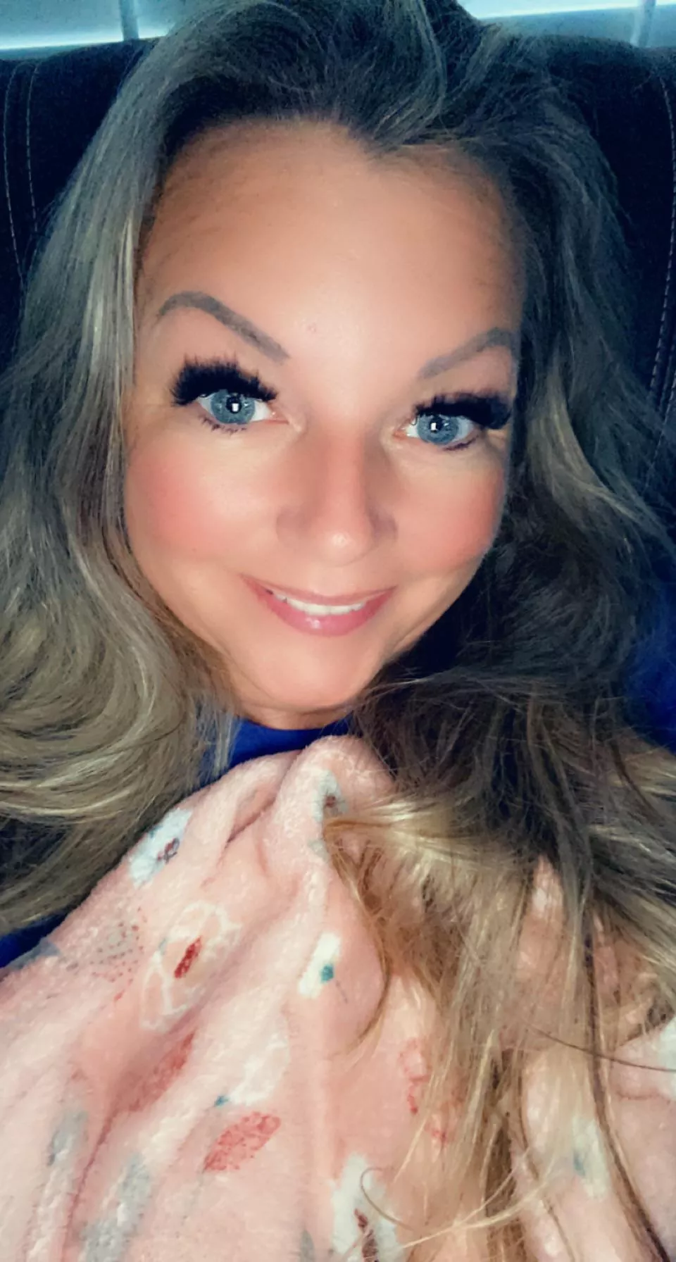 (F)50 hey my sexy lovers. Come cuddle with me and keep me warm