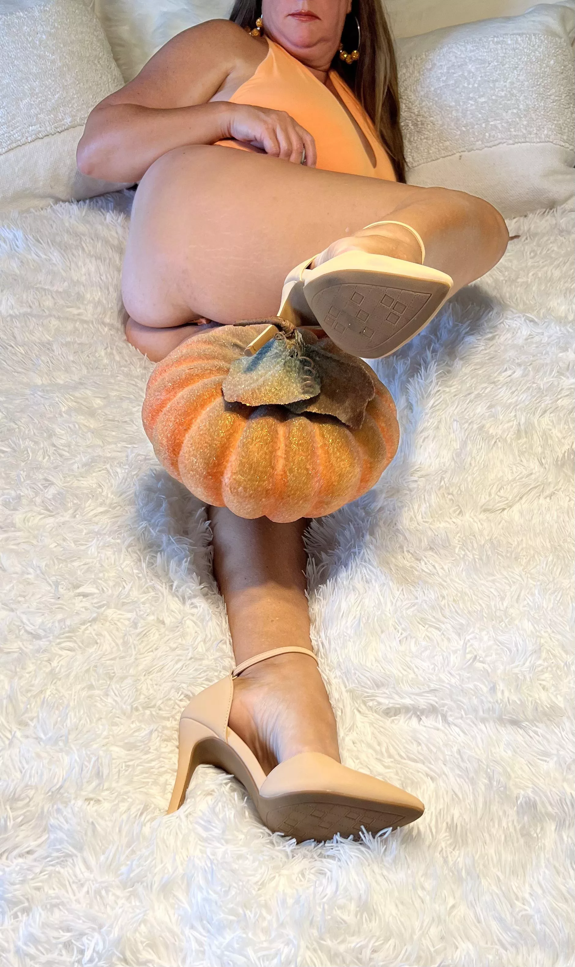 Getting ready for Thanksgiving…Do you want to come eat at my house?