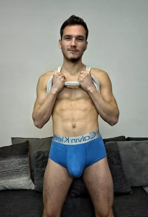 Hello Reddit, is anybody there?