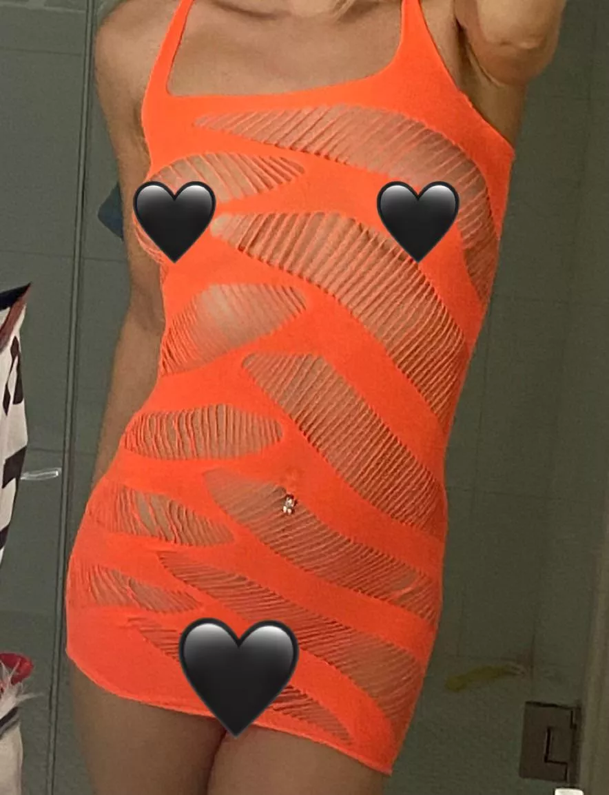 Hey daddy😉🍑 I just started an only fans🔥 Link in my account