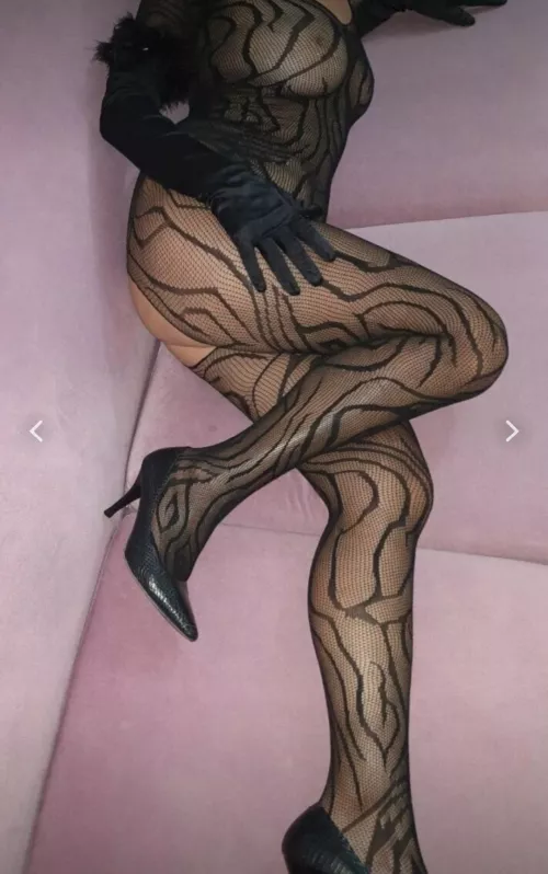 How do you like my new lace tights?