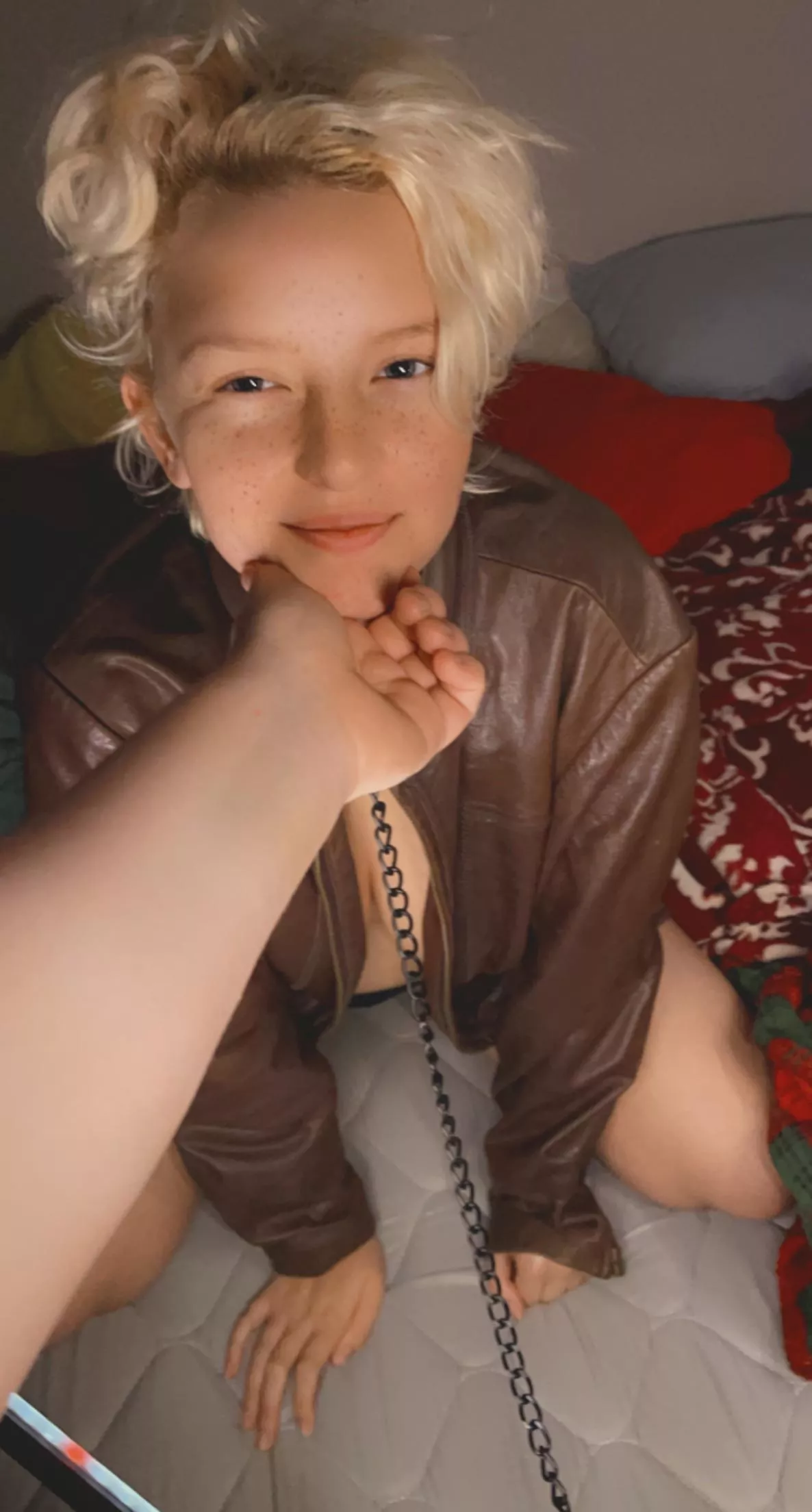 I originally made this pic for my showing off platforms that I can’t say in this subreddit but I wanted to share it with you guys cause I felt cute >\\< I hope you guys like it~