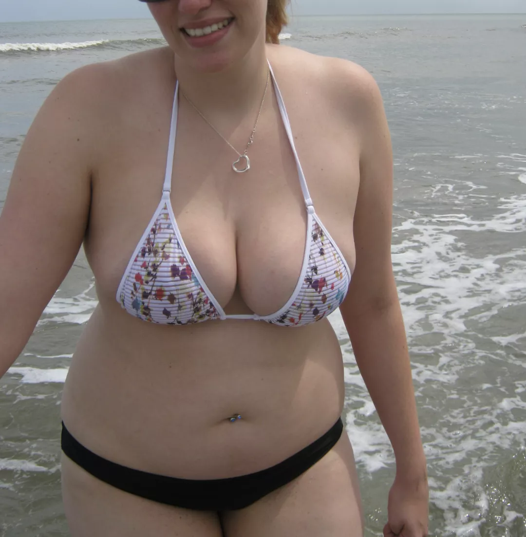 I think my wife really looks great in the Spring stripe top.