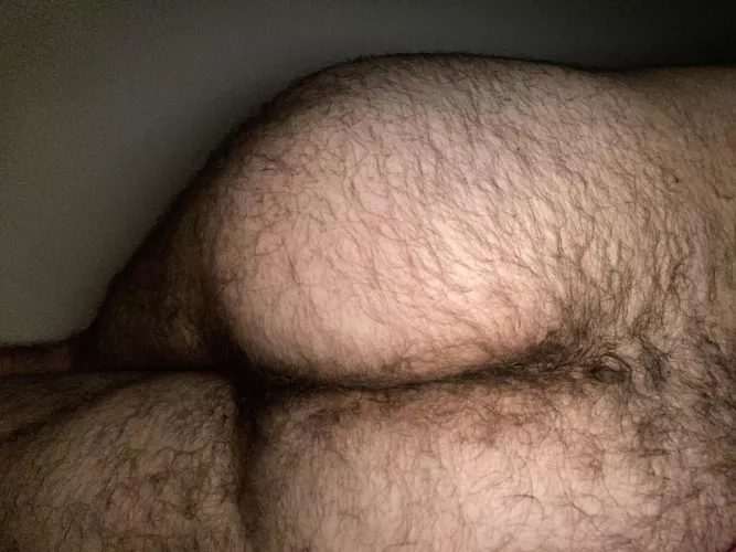 I want your cock rubbing on it when we cuddle☺️