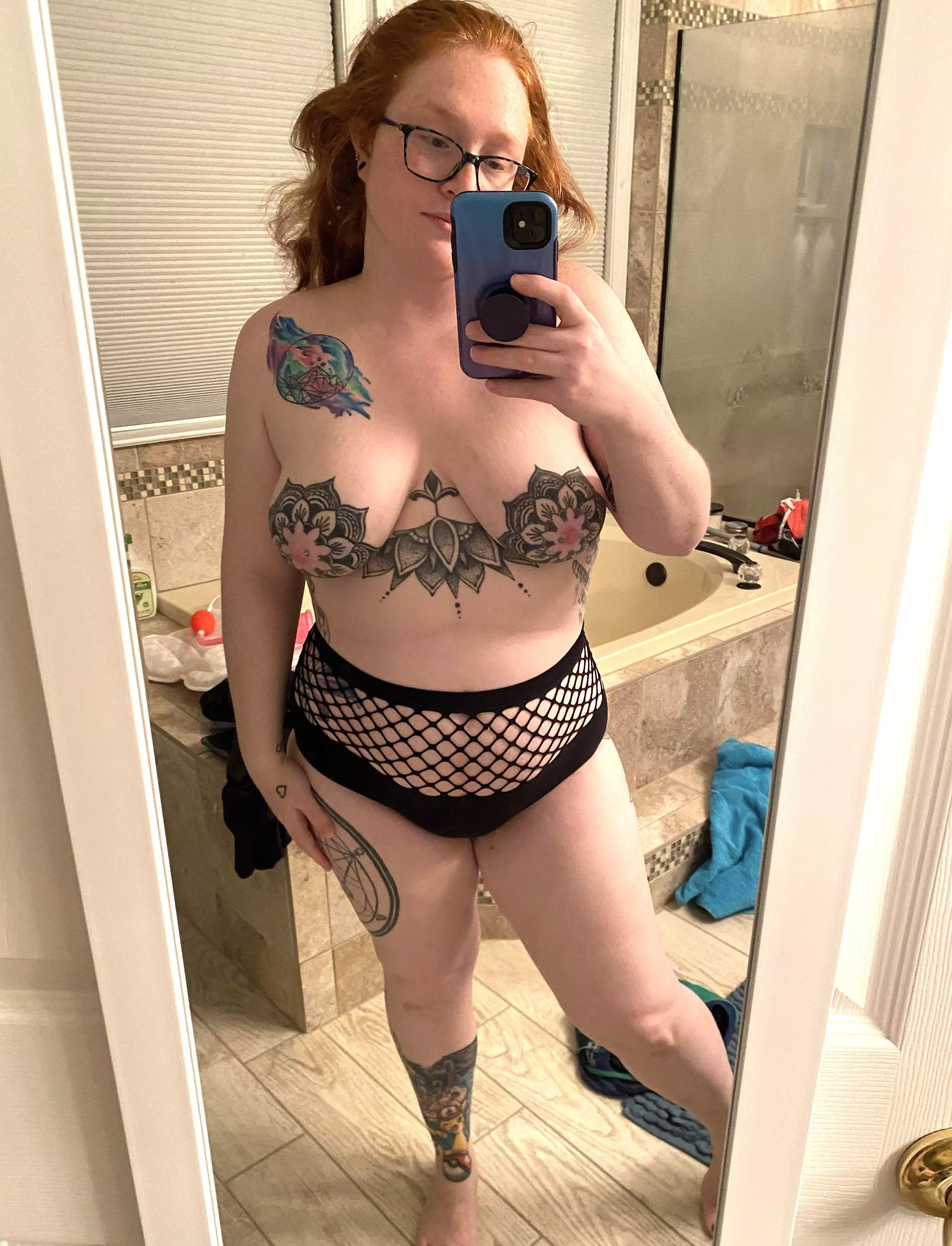 I’m a Mom who likes to walk around the house topless (32F)