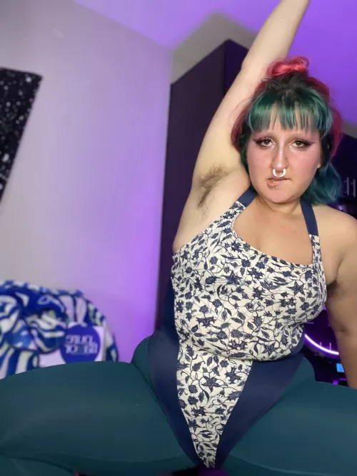 I’m doing another yoga flow tonight. You should join 😜