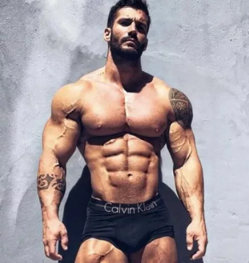 “Julian Arroyuelo” …