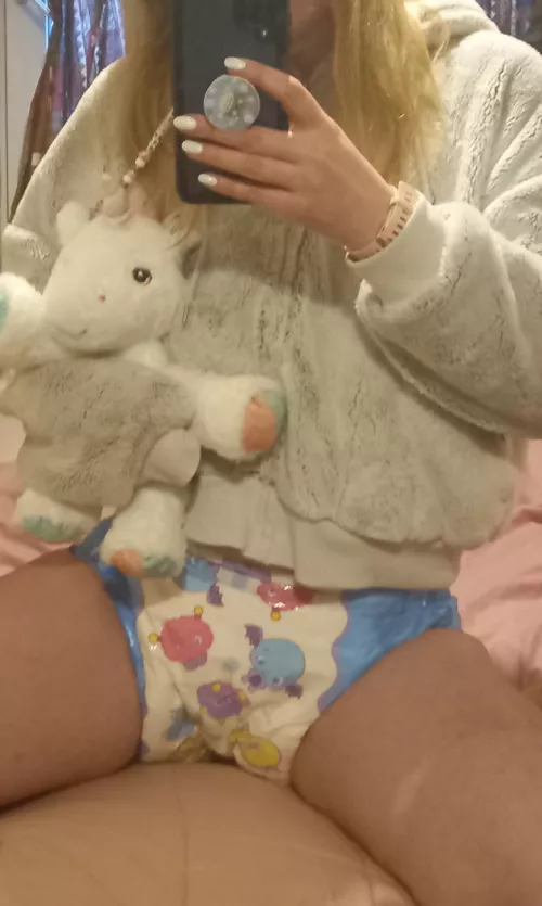 Little Pwincess feeling like a lil monster 😈👹