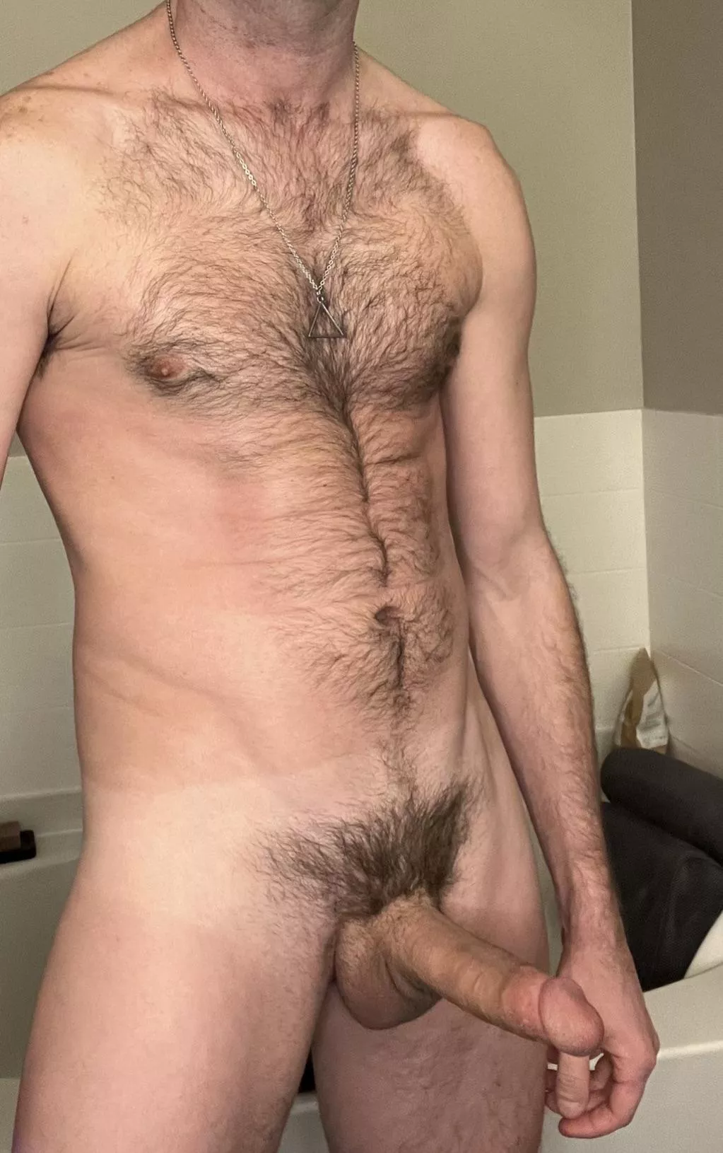 (M) Male or Female: I don’t have a preference as long as you drain me after my workout. Who wants to try?