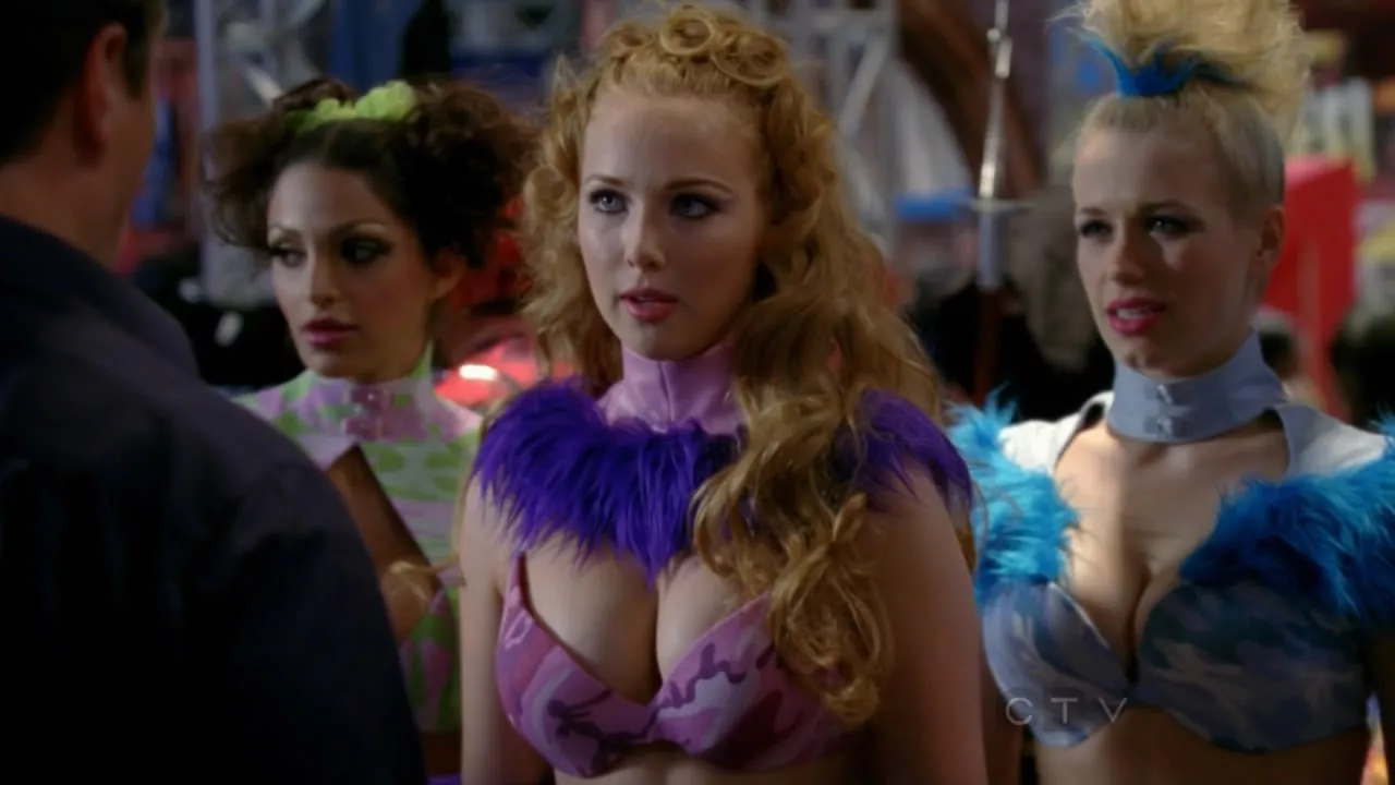 Molly Quinn's spectacular plots on Castle