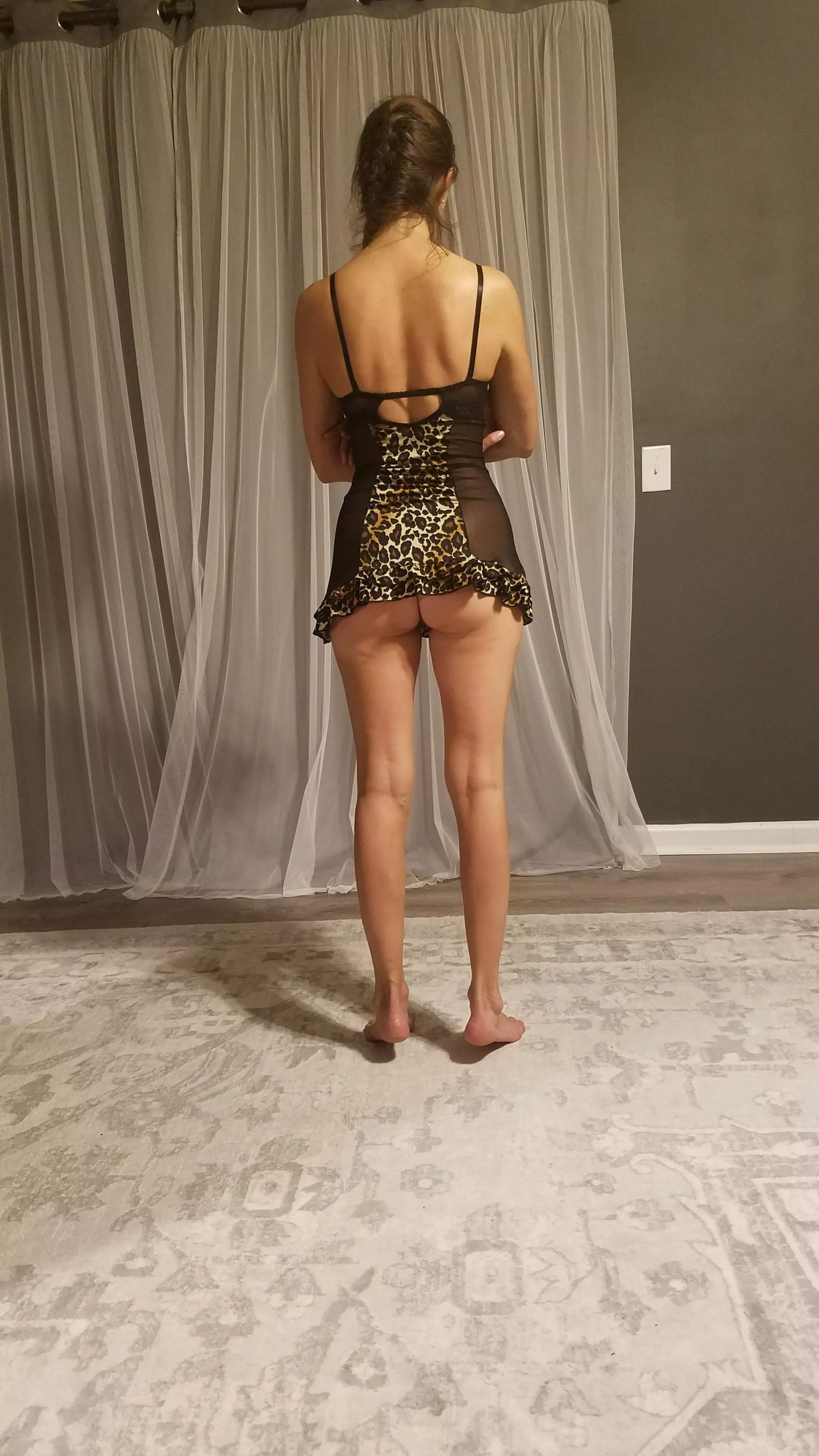 Mom pajamas from the back view😉