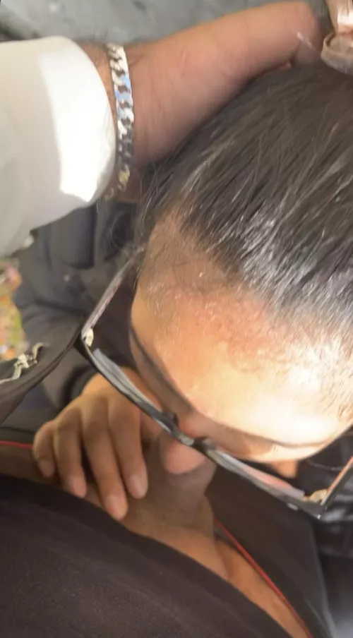 Paki slag sucks my dick