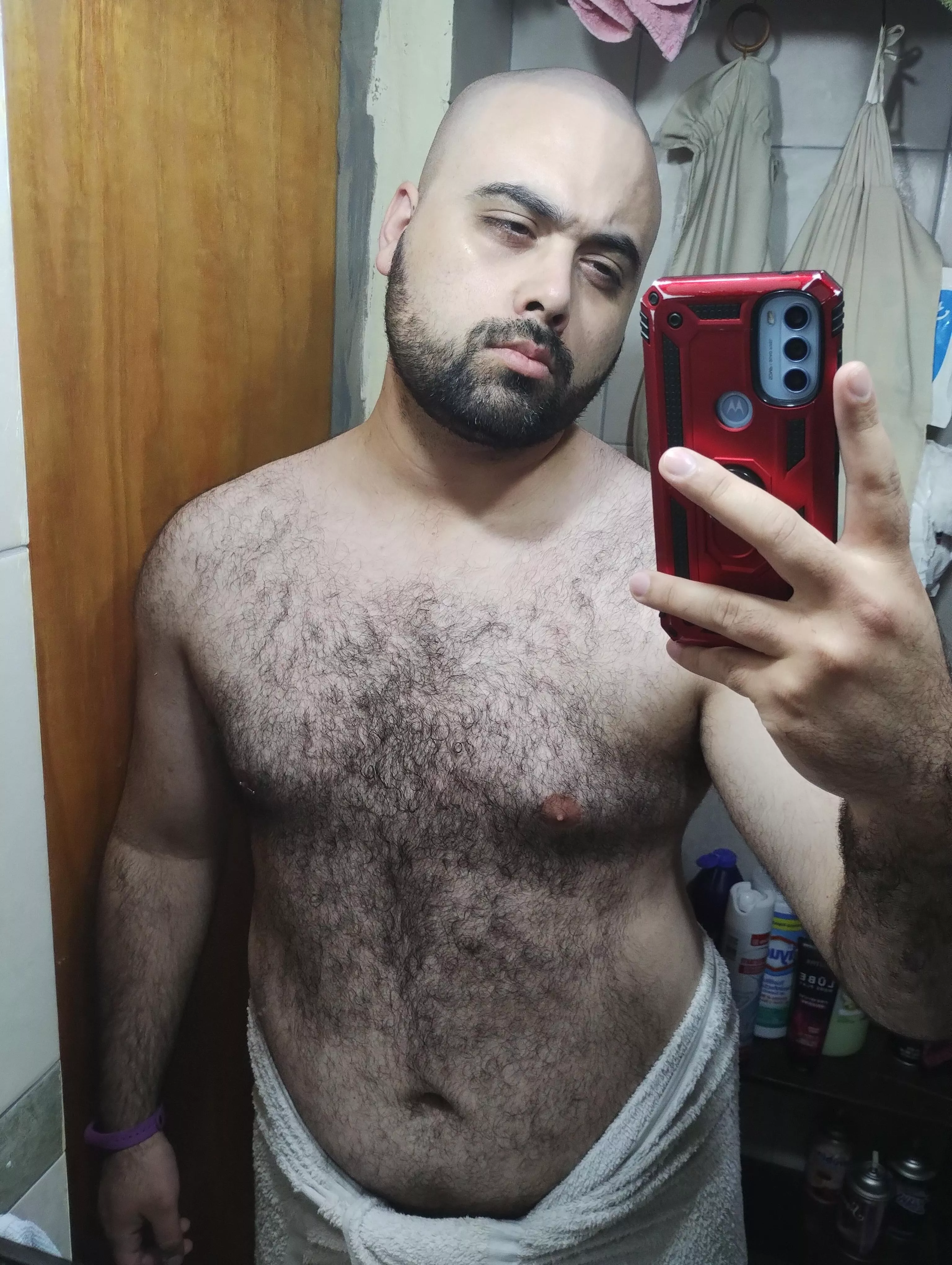 Quick shower after shaving