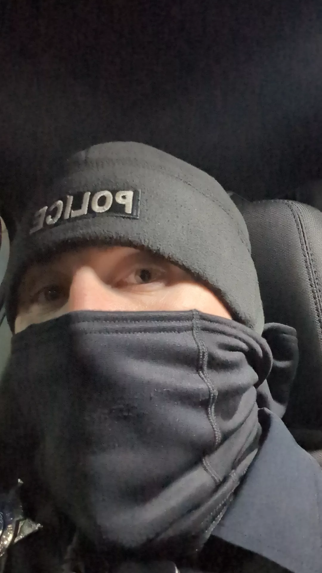 Roar. When is too cold for naughty pictures.