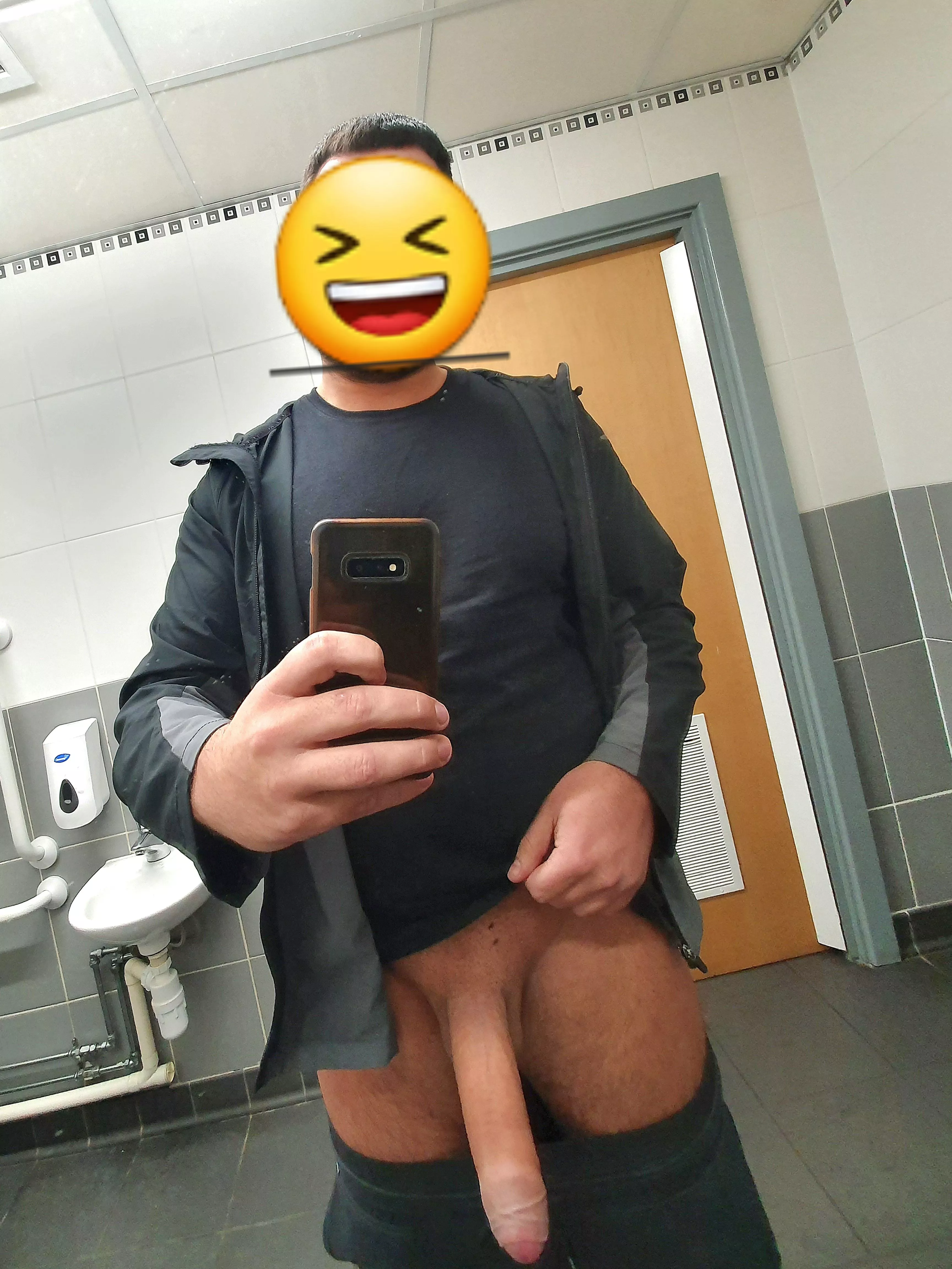 She stood me up... is it her loss ?