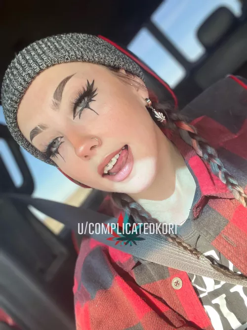 Some graphic liner today {26}