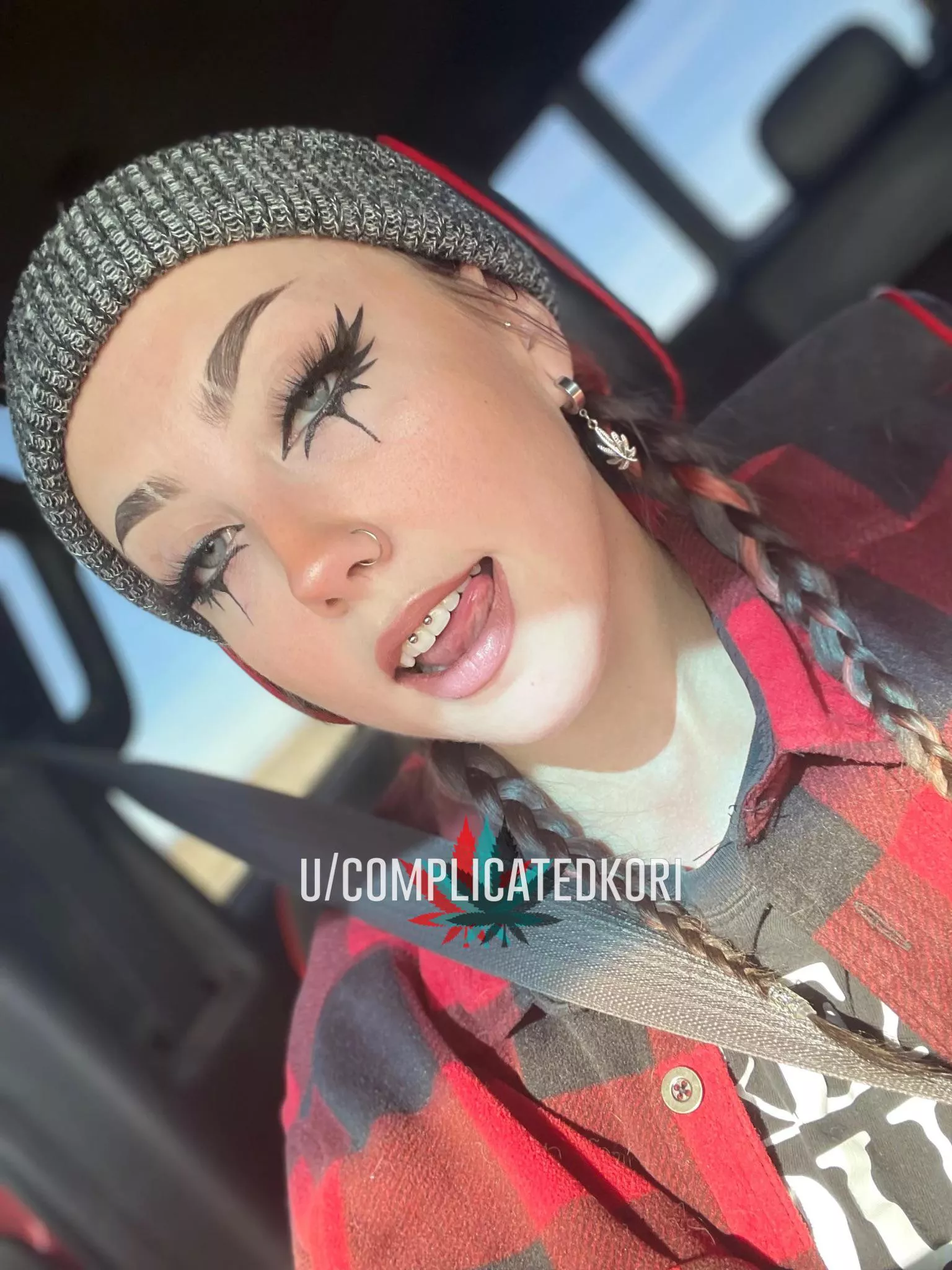 Some graphic liner today {26}