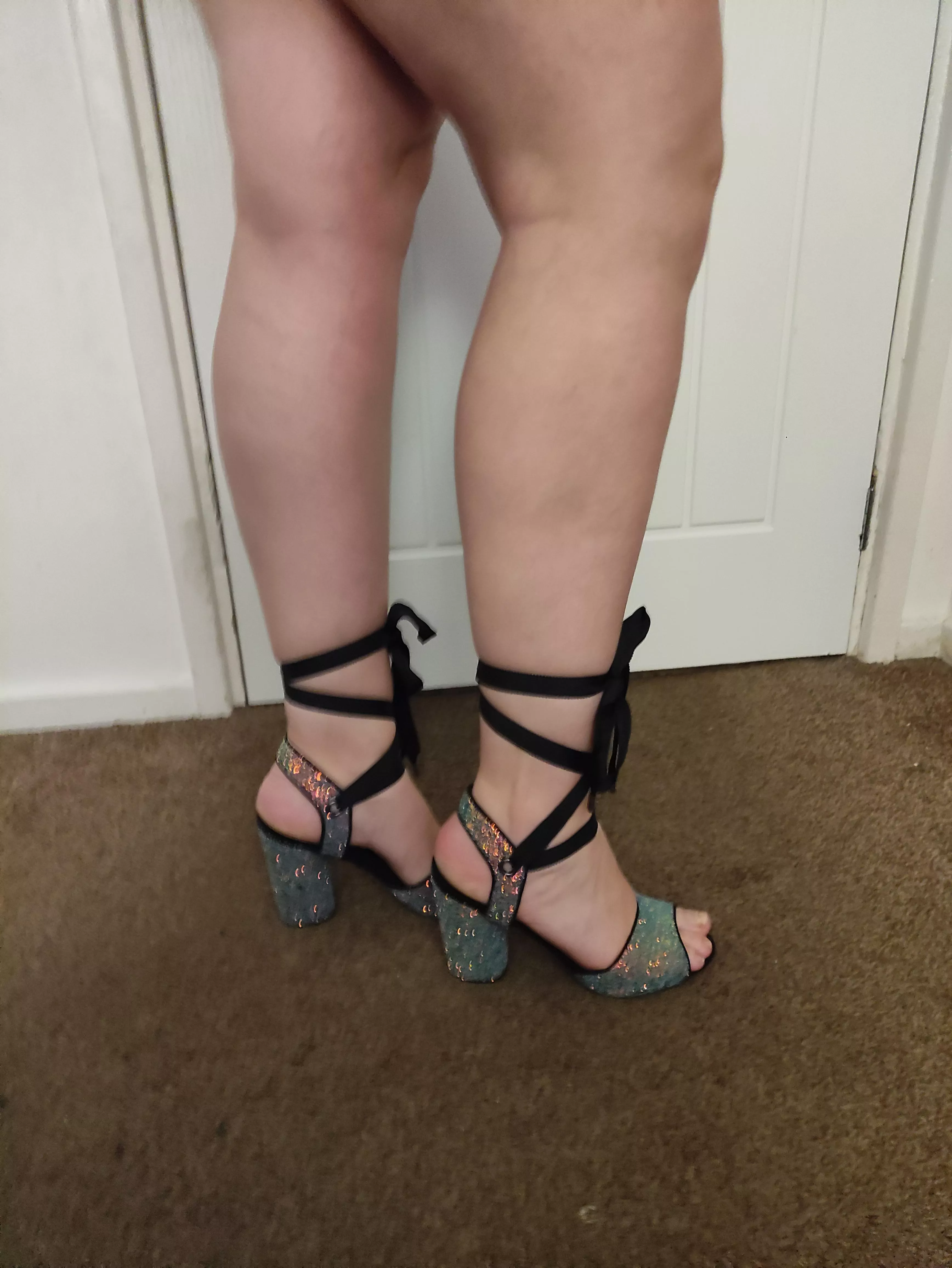 Sparkling Heel 👠👠👠